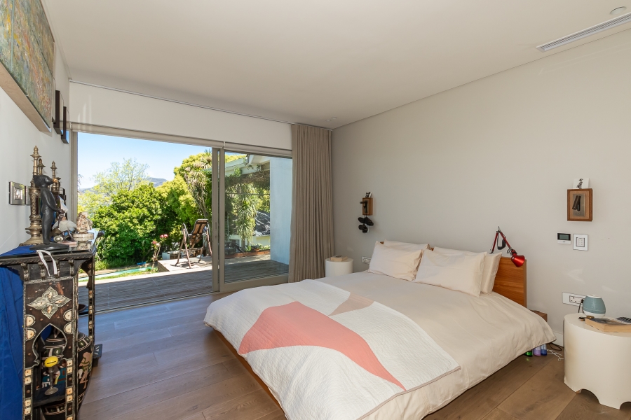 4 Bedroom Property for Sale in Bishopscourt Western Cape